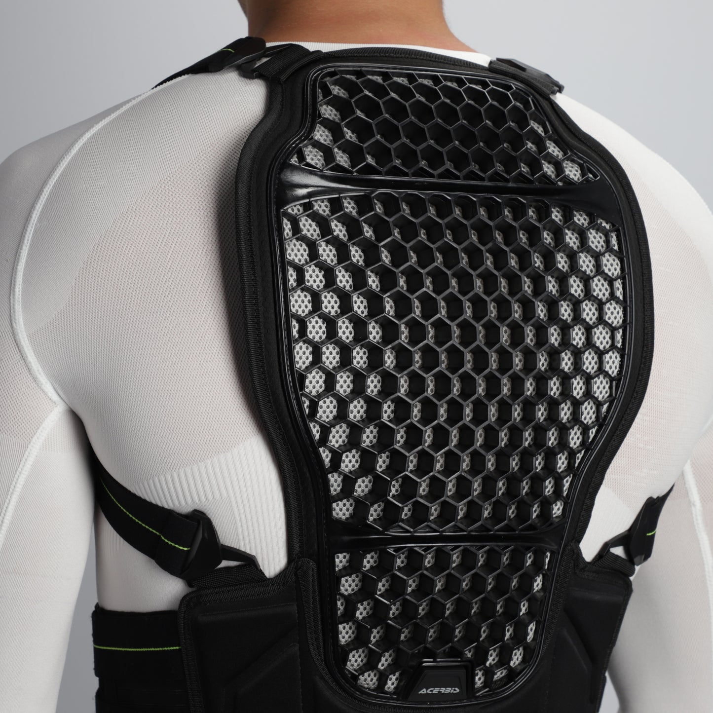 ACERBIS PROTEZIONE SCHIENA AETHER NERO GRIGIO