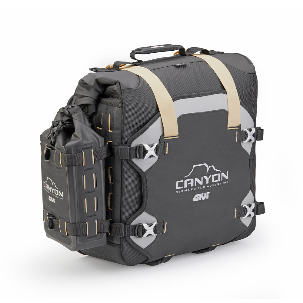 Coppia di borse Givi laterali waterproof GRT709B CANYON con sistema di fissaggio Unifit, 35+35 litri