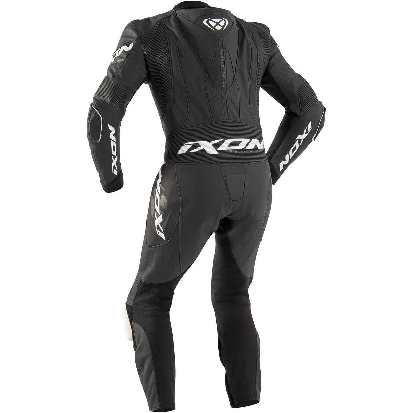Tuta Moto Intera (CE) AAA in Pelle Ixon JACKAL Nero Nero