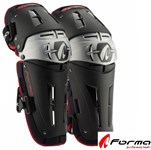 Ginocchiere Forma TRI-FLEX Nero/Rosso Taglia Unica Ginocchiere Forma TRI-FLEX Nero/Rosso Taglia Unica